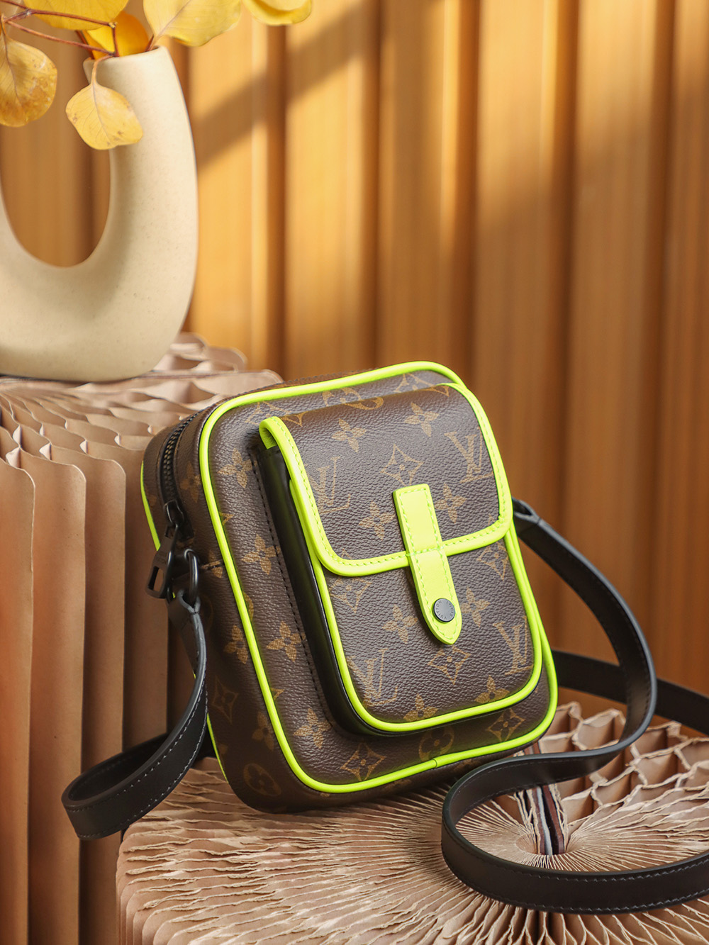 Louis Vuitton - Christopher - Christopher Camera Bag - Image 7