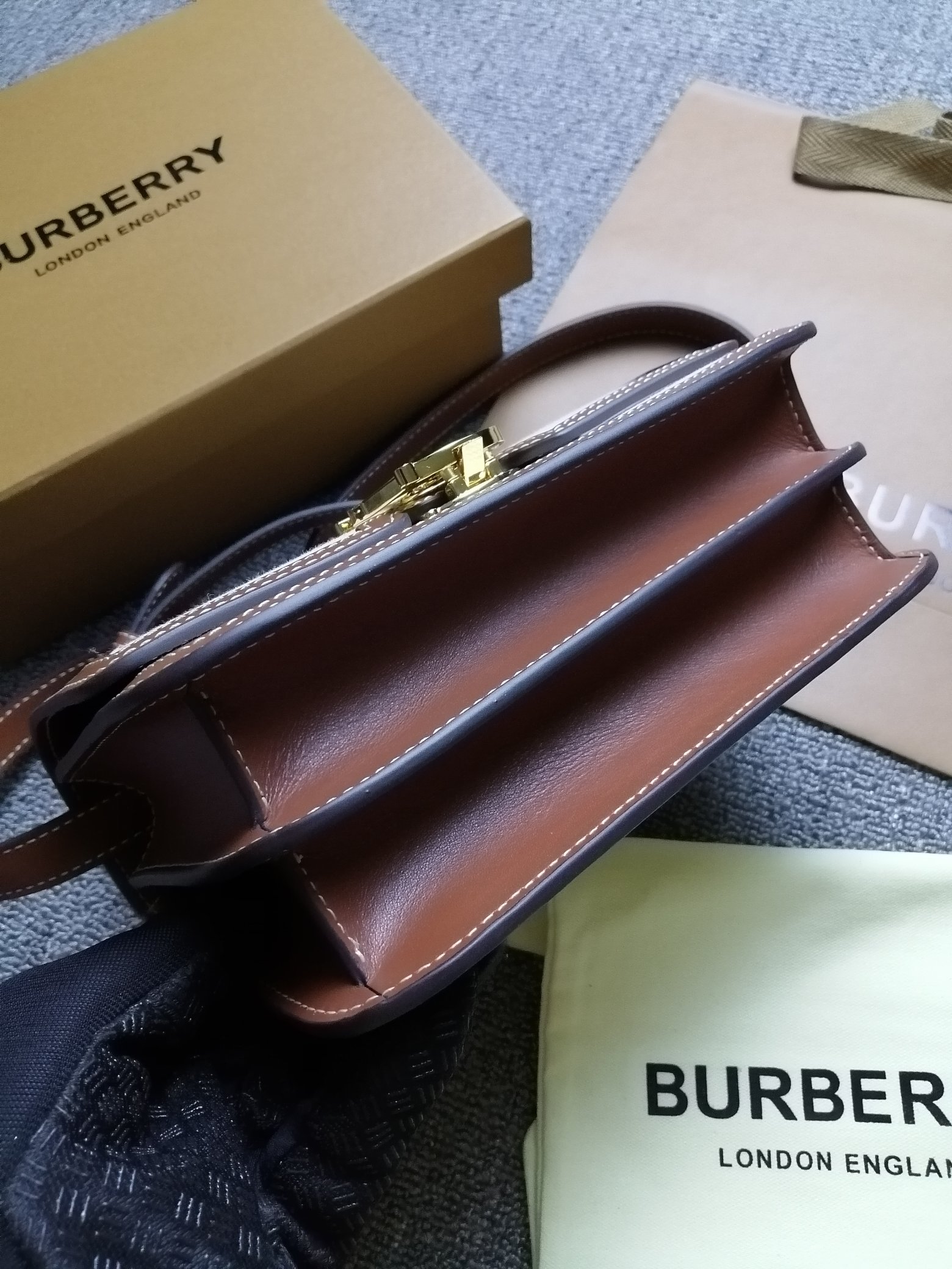 Burberry - TB Lock Bag - Crossbody Bag - Image 6