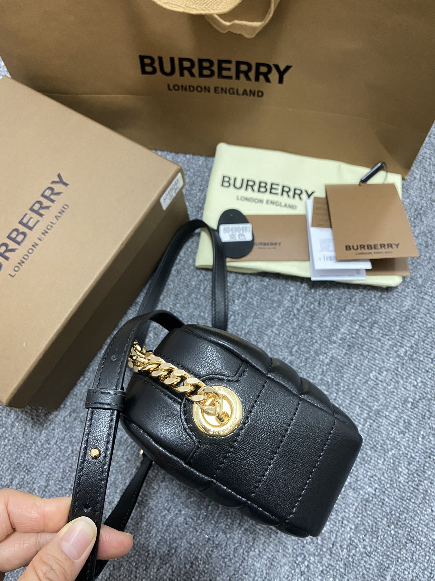 Burberry - Lola - Lola Leather Camera Bag - Image 6