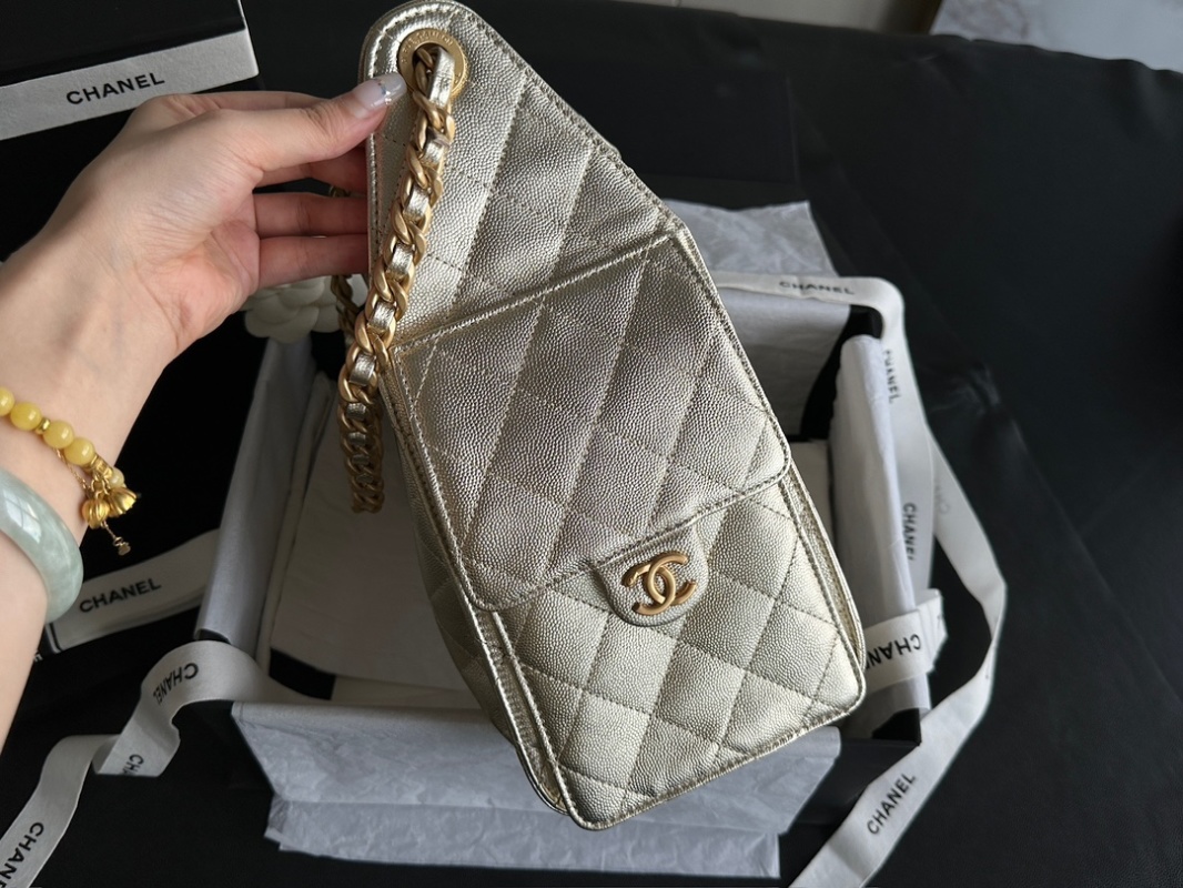 Chanel - Bucket Bag - Image 6