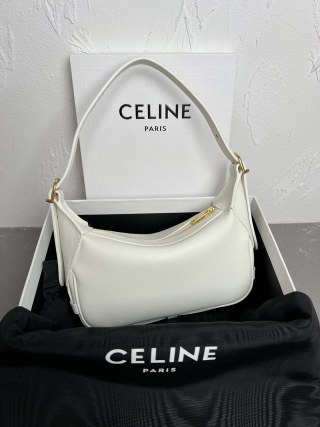 Celine - Romy - Image 2