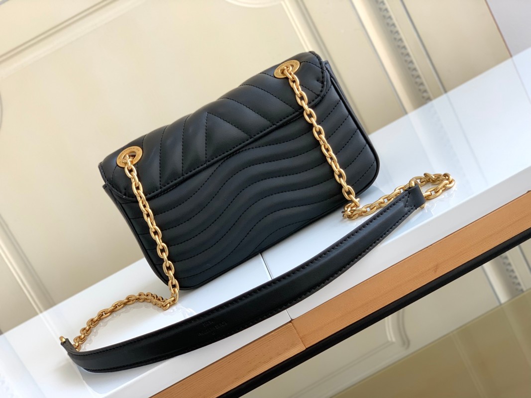 Louis Vuitton - New Wave - New Wave Chain Bag PM - Image 3
