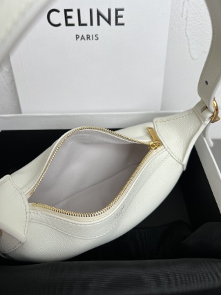 Celine - Romy - Image 7
