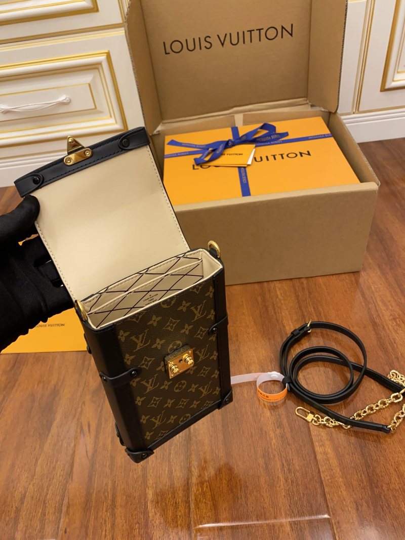Louis Vuitton - Pochette Trunk Vertical - Pochette Trunk Vertical - Image 7