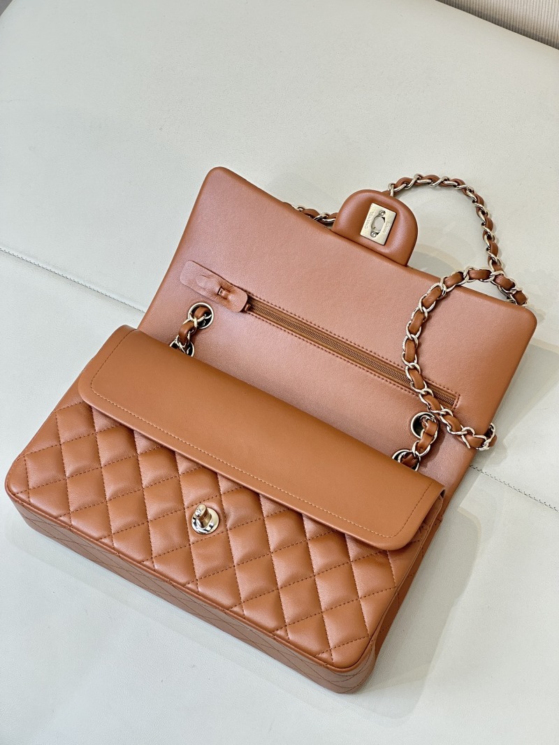 Chanel - Classic Flap - Image 6