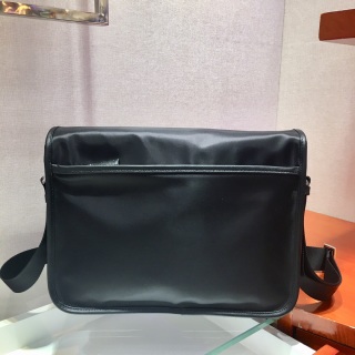 Prada - Messenger Bag - Image 5