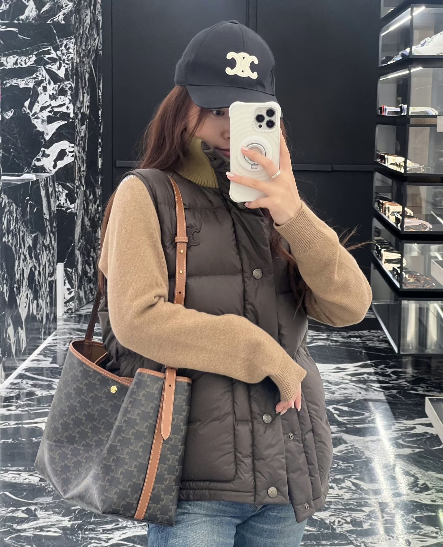 Celine - Soft Shopper - Image 3