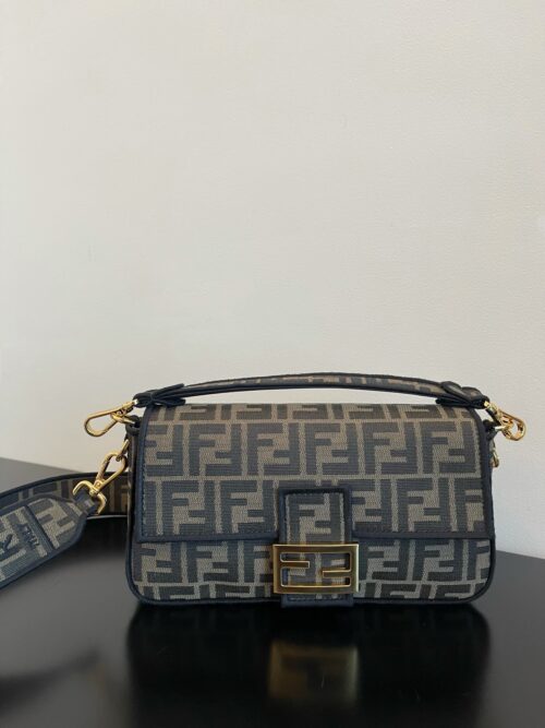 Fendi - Baguette