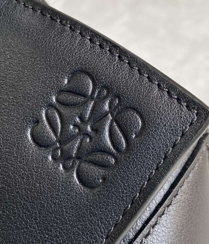 Loewe - Puzzle - Image 7