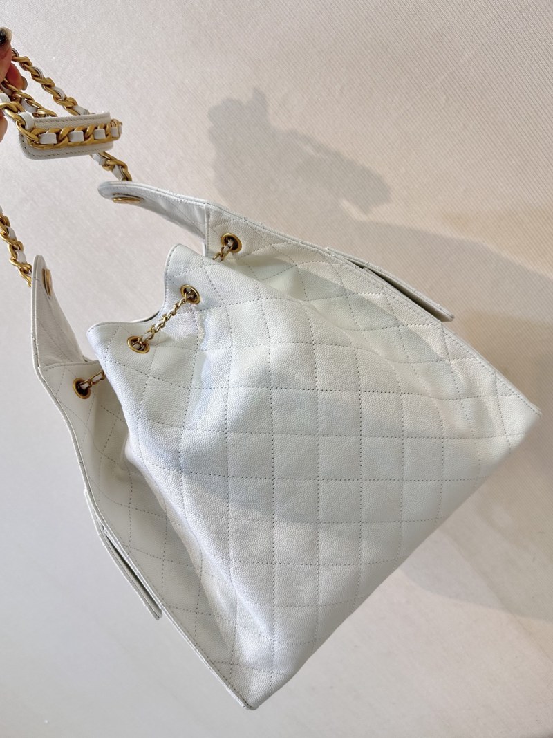 Chanel - Chanel 19 - Image 7