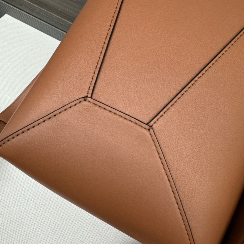 Loewe - Puzzle - Image 7