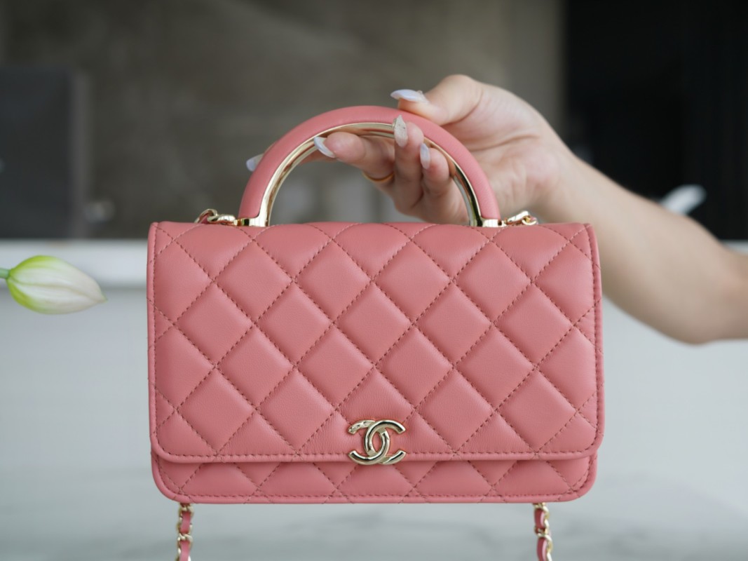 Chanel - Wallet on Chain - Image 2