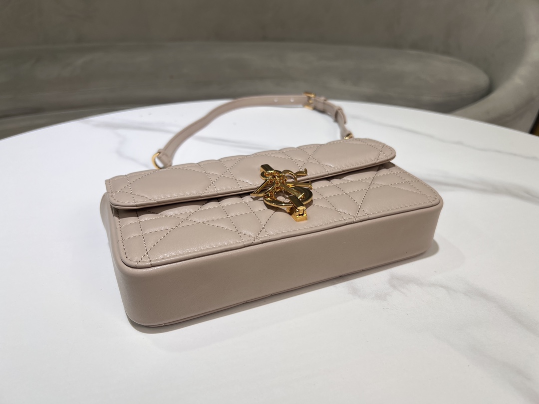Dior - Crossbody Bag - Image 6