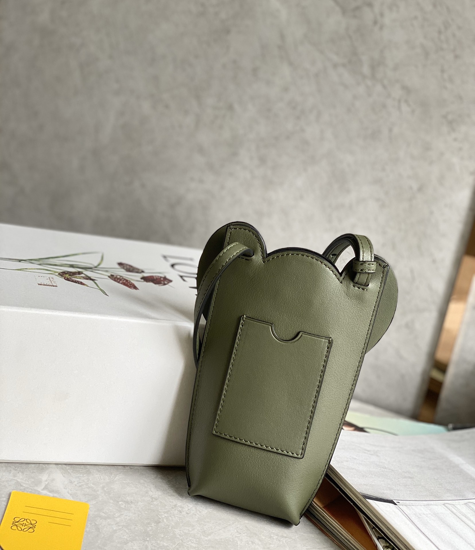 Loewe - Elephant - Crossbody Bag - Image 2