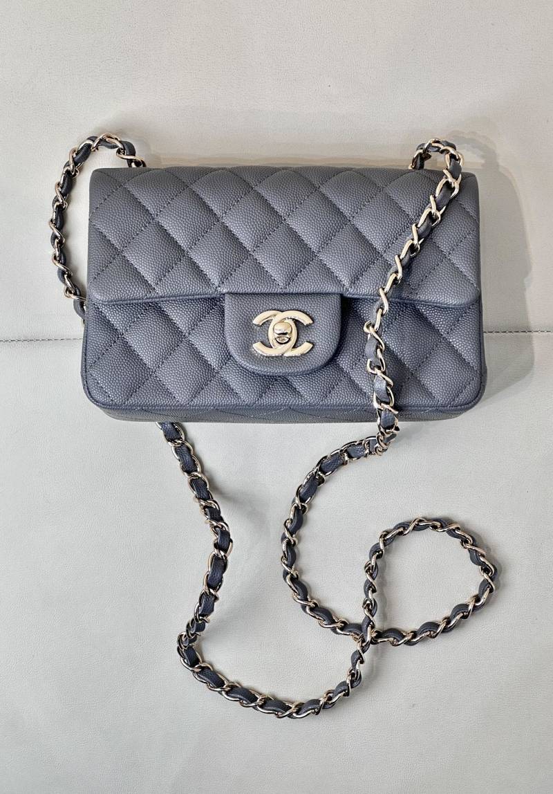 Chanel - Classic Flap - Image 5