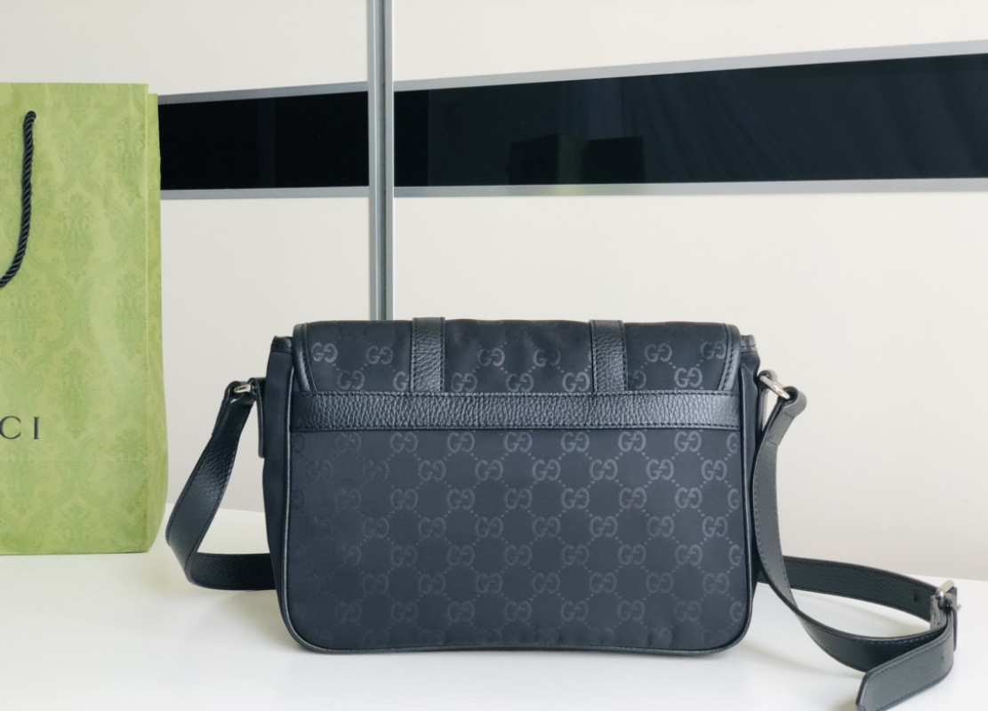 Gucci - GG Nylon Messenger Bag - Image 3