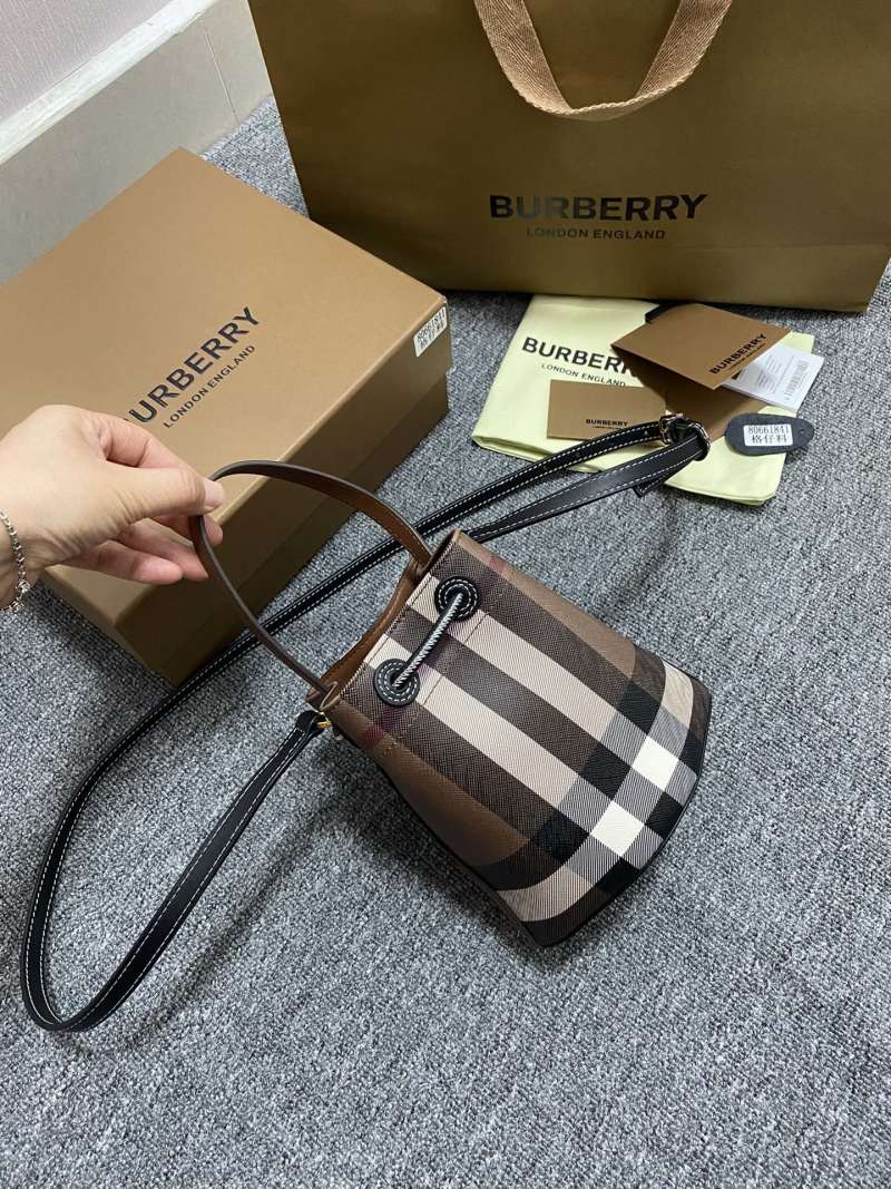 Burberry - Bucket Bag - Image 3