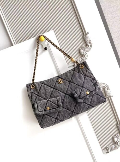 Chanel - Shopping Bag - Tote Bag