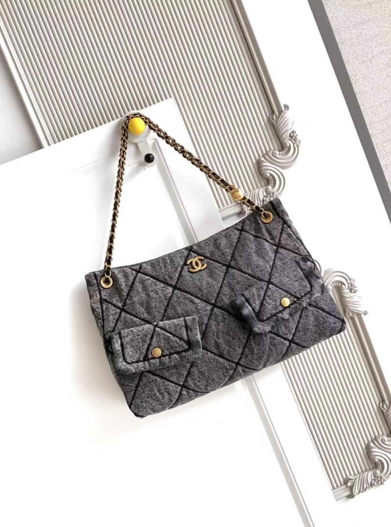 Chanel - Shopping Bag - Tote Bag