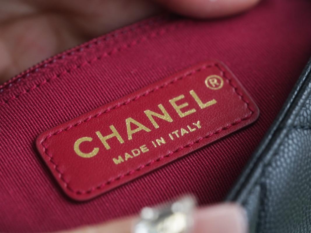 Chanel - CHANEL 22 - CHANEL 22 Leather Chain Flap Bag - Image 6