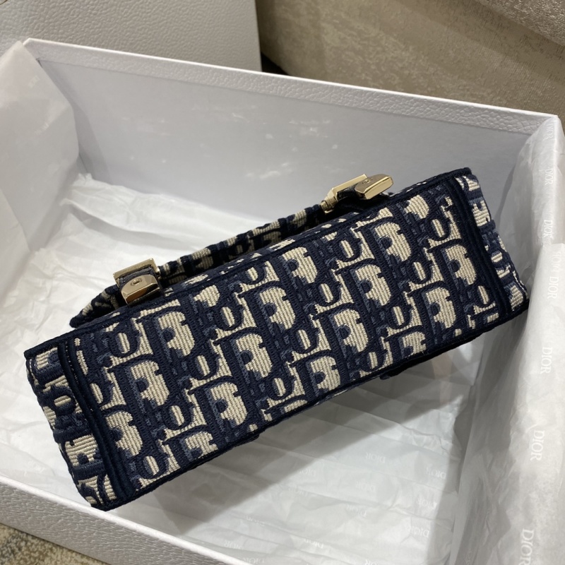 Dior - Oblique - Small Oblique Lock Messenger Bag - Image 6