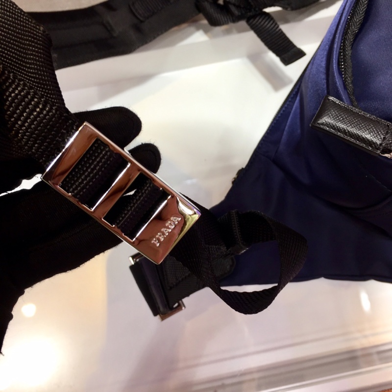Prada - Messenger Bag - Image 8