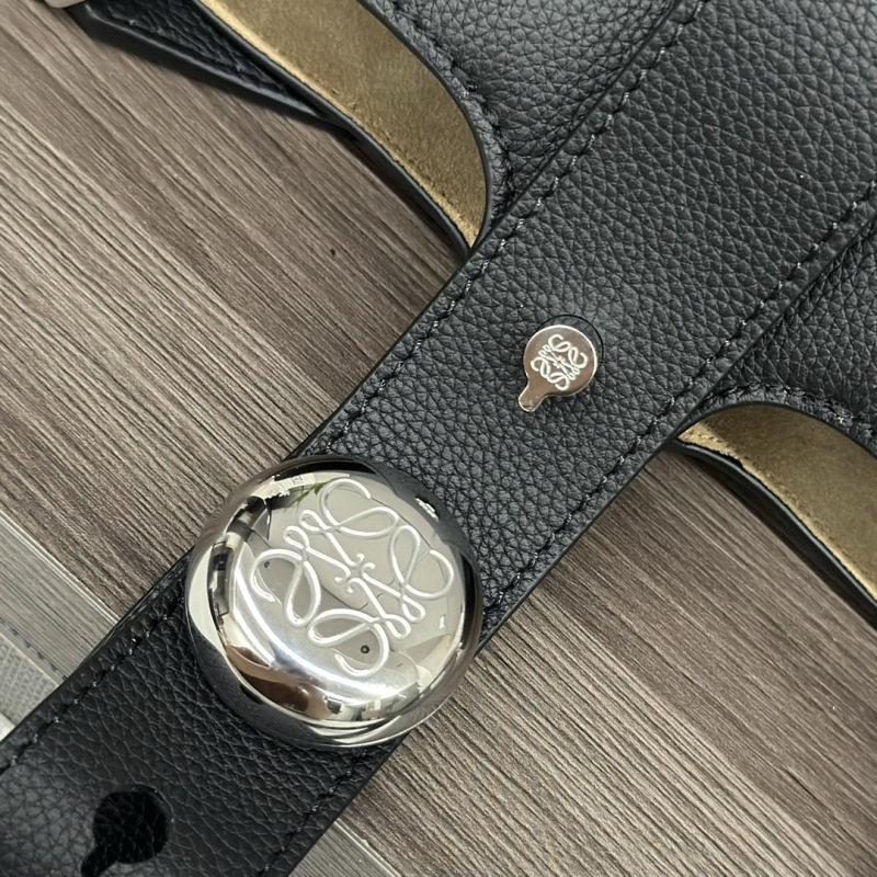 Loewe - Pebble Bucket - Bucket Bag - Image 6