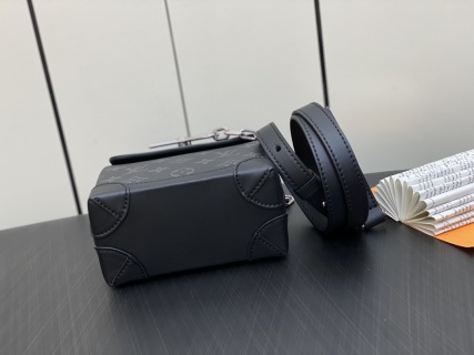 Louis Vuitton - Nano Steamer - Nano Steamer Bag - Image 4