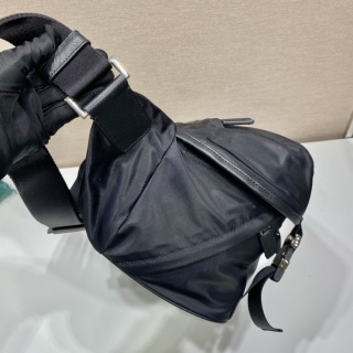 Prada - Messenger Bag - Image 7