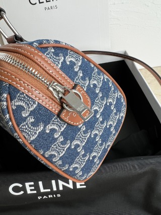 Celine - Triomphe - Image 5