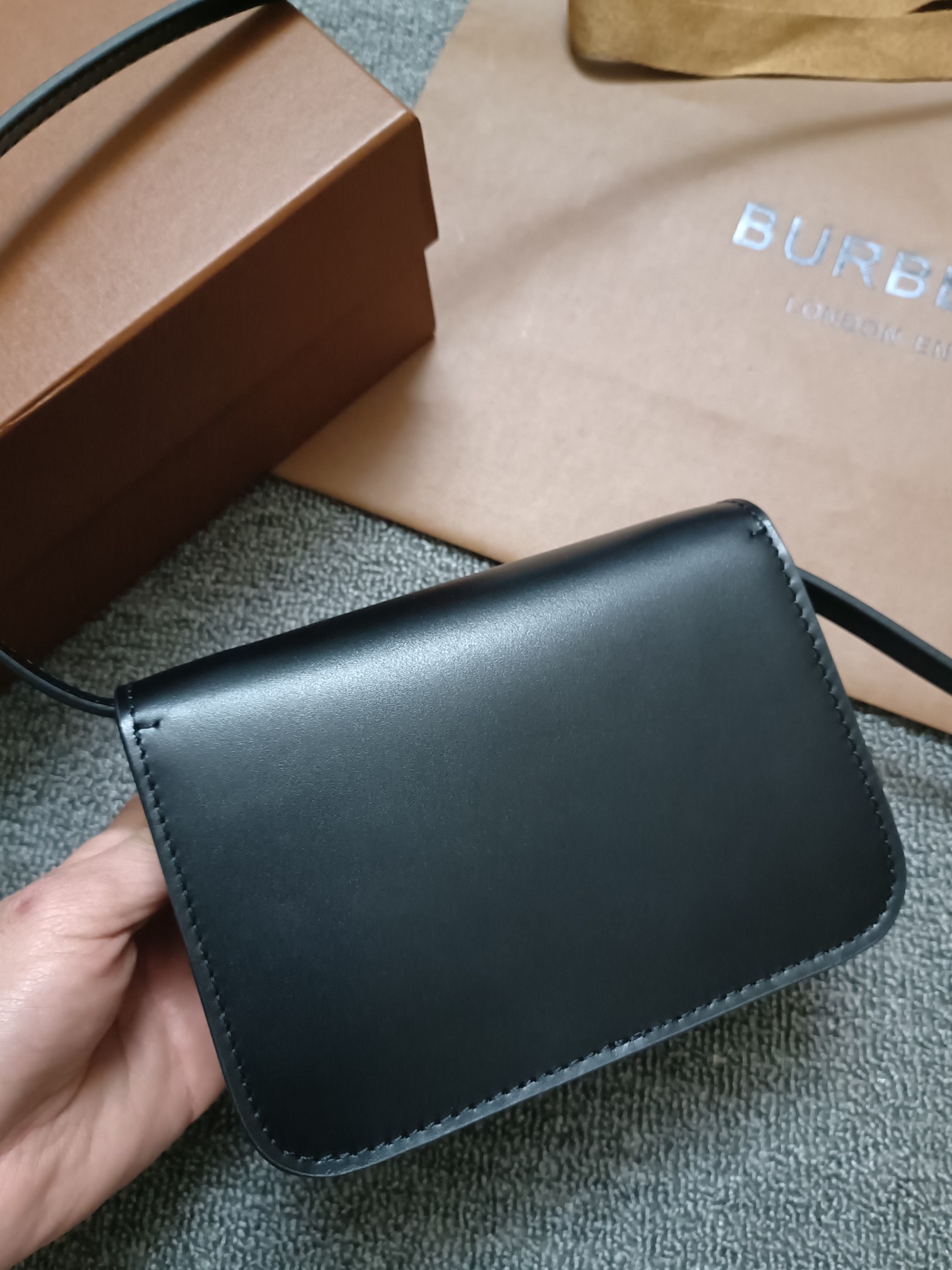 Burberry - TB Lock Bag - Crossbody Bag - Image 3