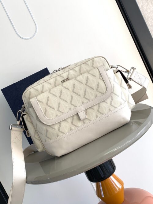 Dior - Dior Hit the Road