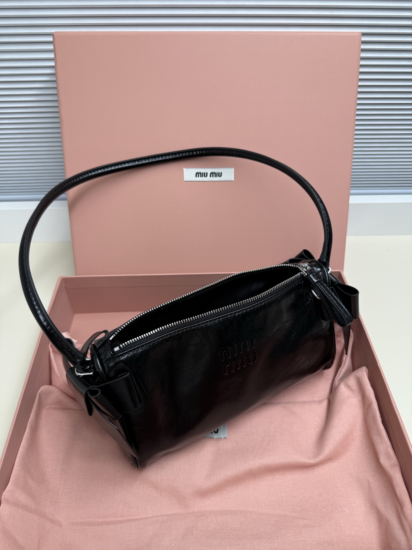 Miu Miu - Bow Leather Pouch - Image 8