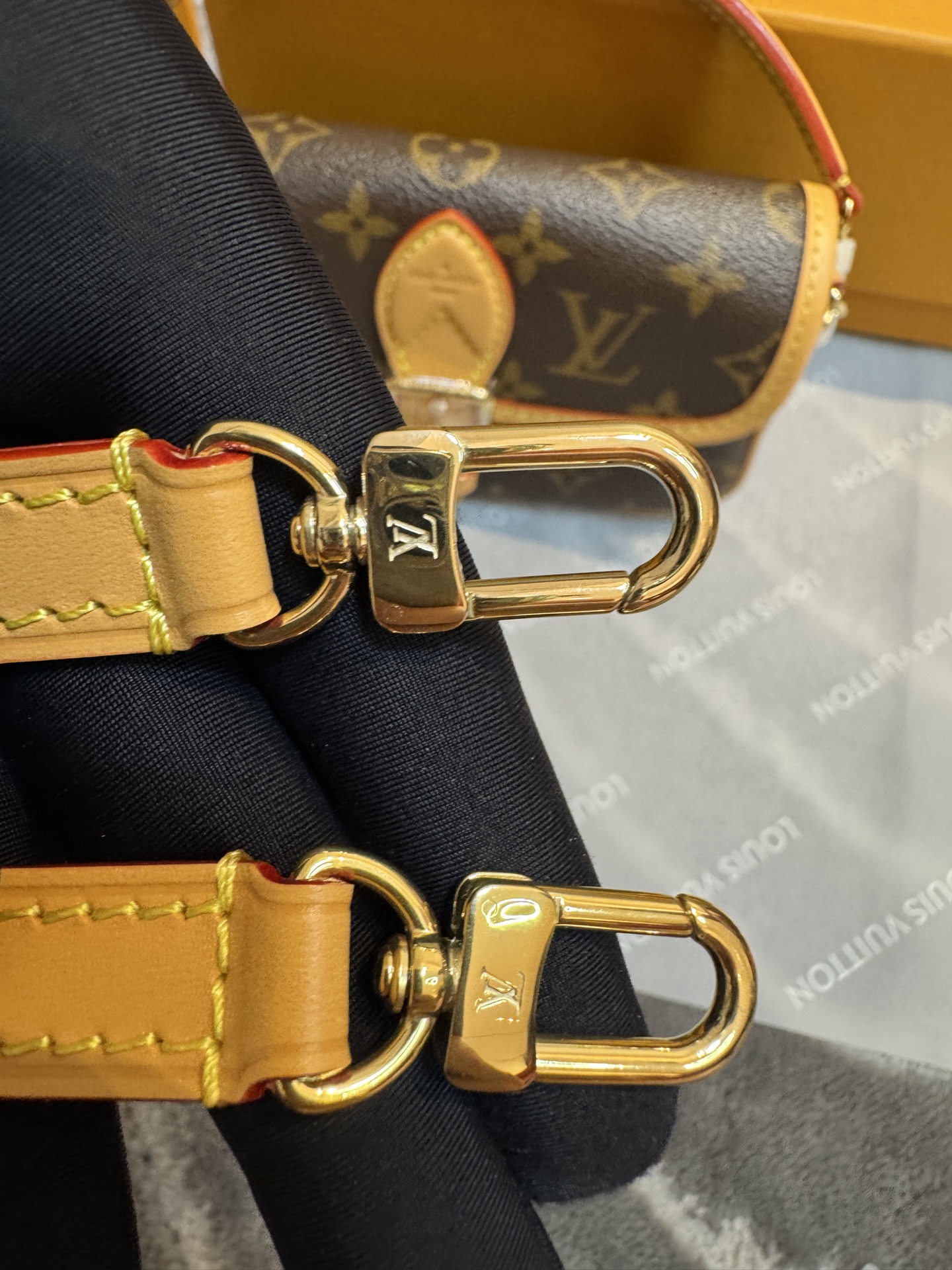 Louis Vuitton - Diane - Nano Diane - Image 5