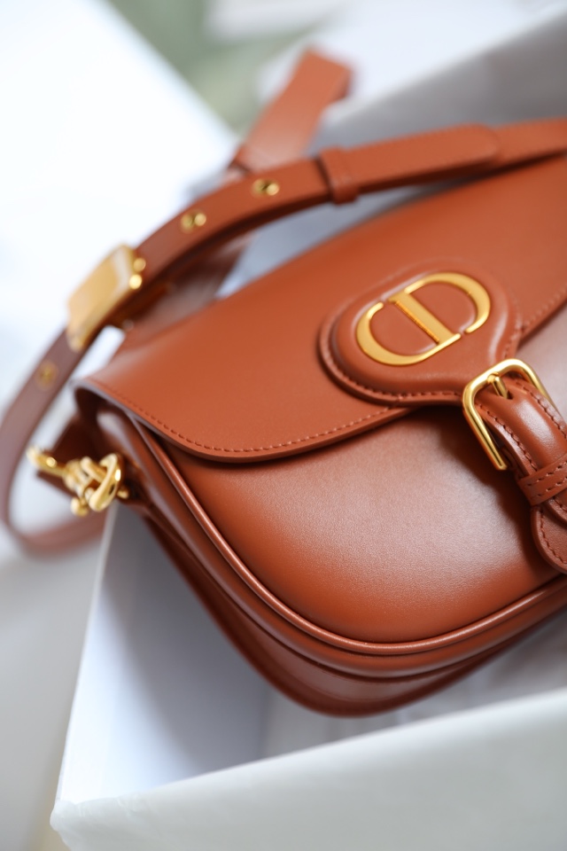 Dior - Bobby - Image 4