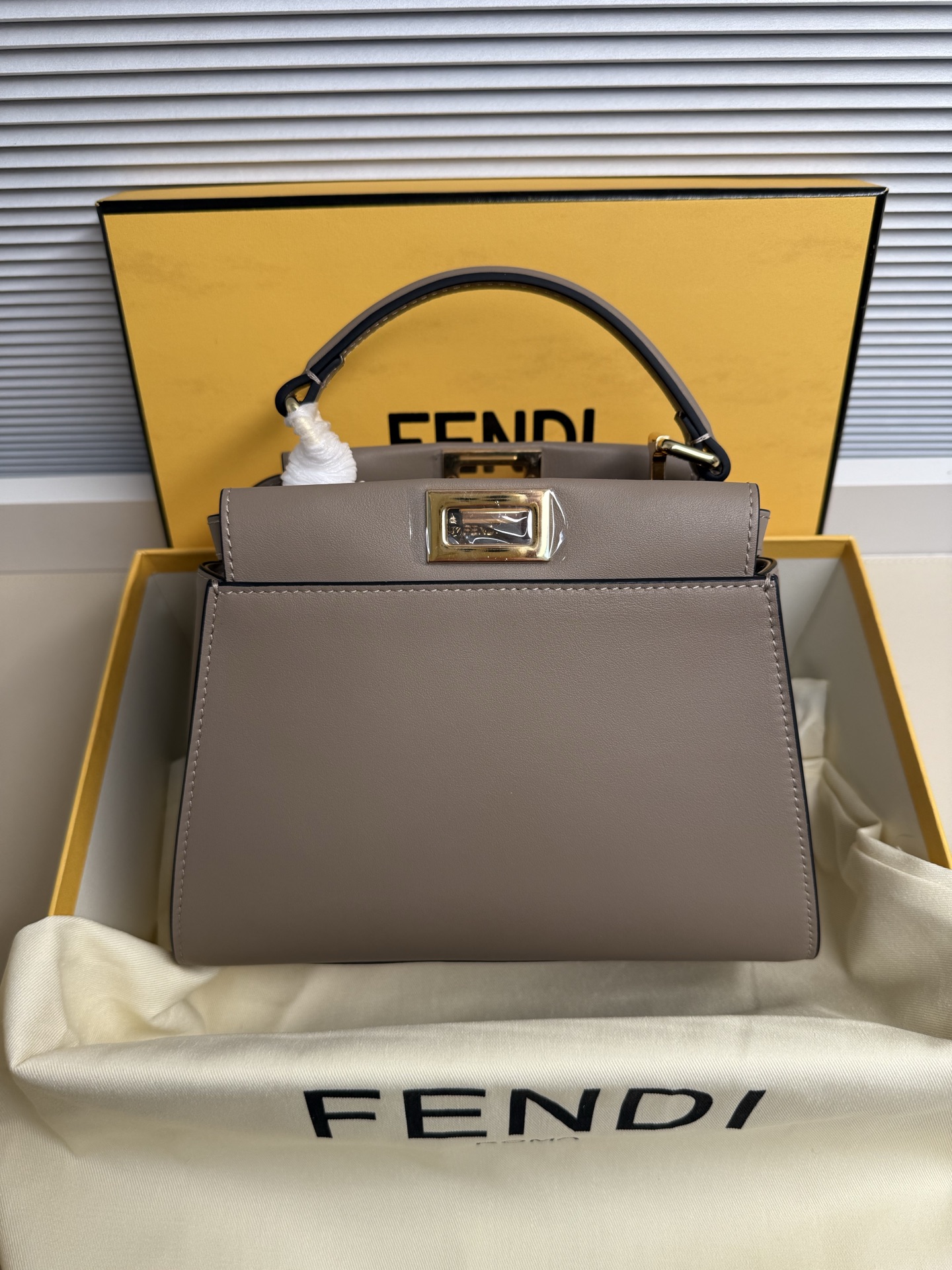 Fendi - Peekaboo - Image 2