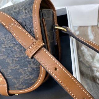 Celine - Triomphe - Medium Triomphe Canvas Saddle Bag - Image 3