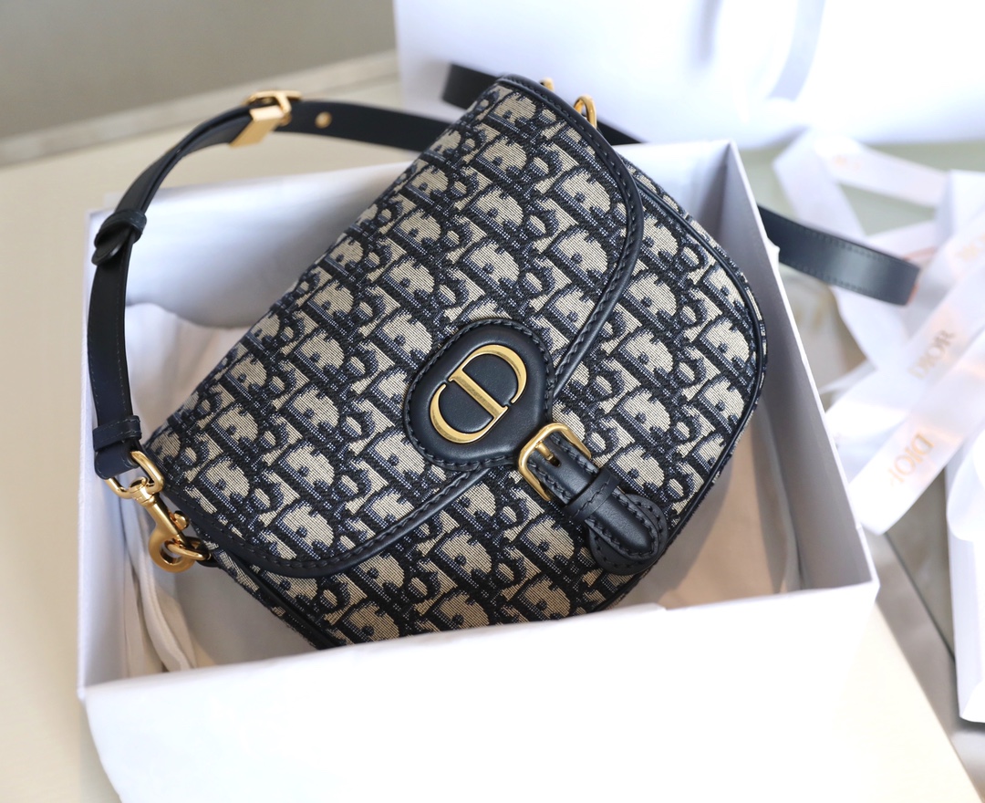 Dior - Oblique - Medium Oblique Canvas Crossbody Bag - Image 2