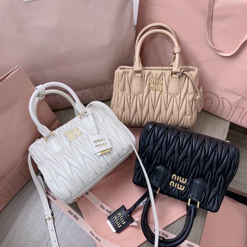 Miu Miu - Matelassé - Crossbody Bag - Image 3