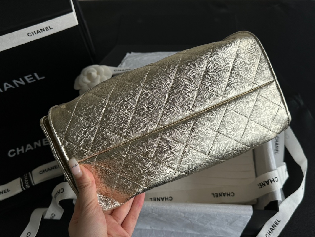 Chanel - Bucket Bag - Image 7