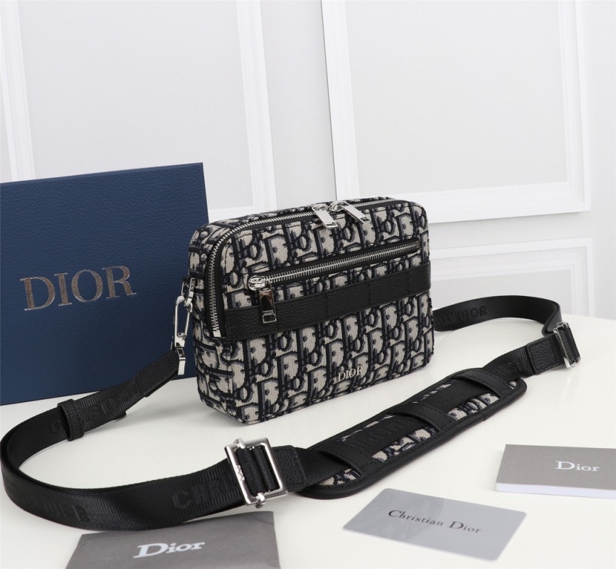 Dior - Dior Safari Messenger - Messenger Bag - Image 2