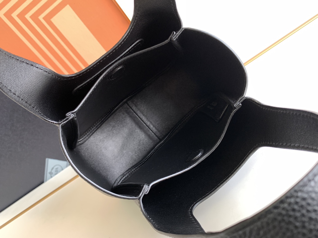 Prada - Leather - Tote Bag - Image 7