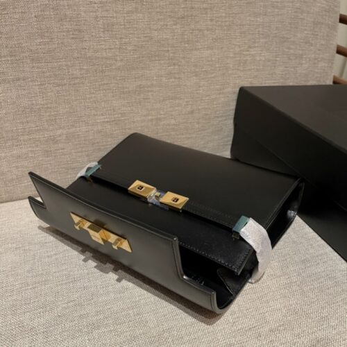 Saint Laurent - Baguette Bag