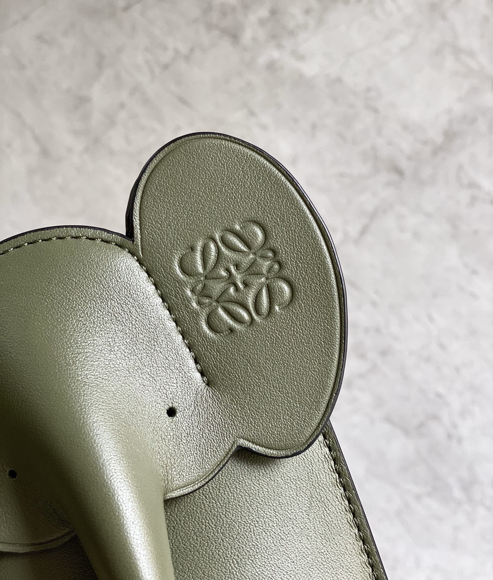 Loewe - Elephant - Crossbody Bag - Image 5