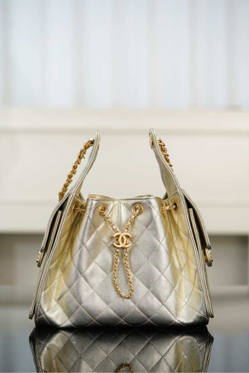 Chanel - 22 Bag - Bucket Bag
