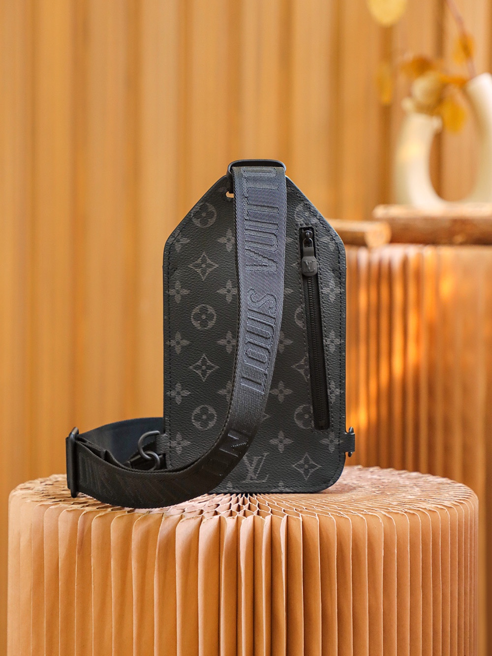 Louis Vuitton - Saumur - Saumur Slingbag - Image 4