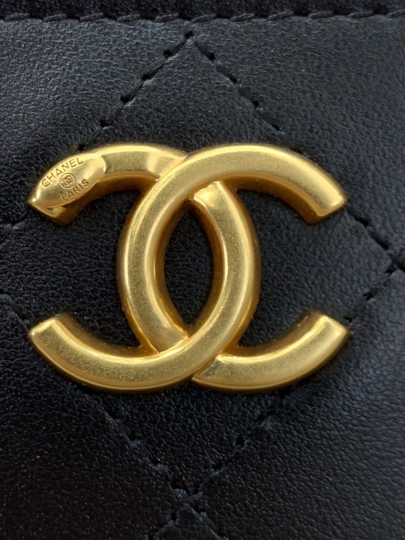 Chanel - Bucket Bag - Image 8