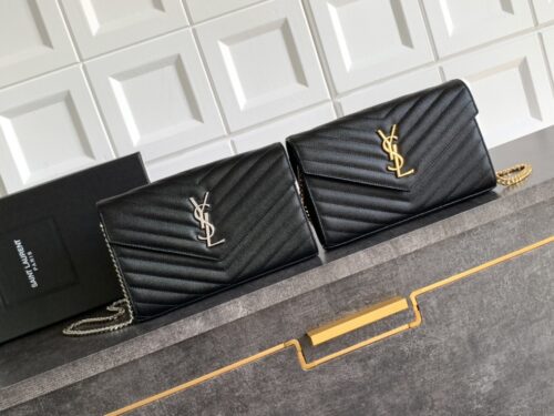 Saint Laurent - Cassandre Chain Wallet