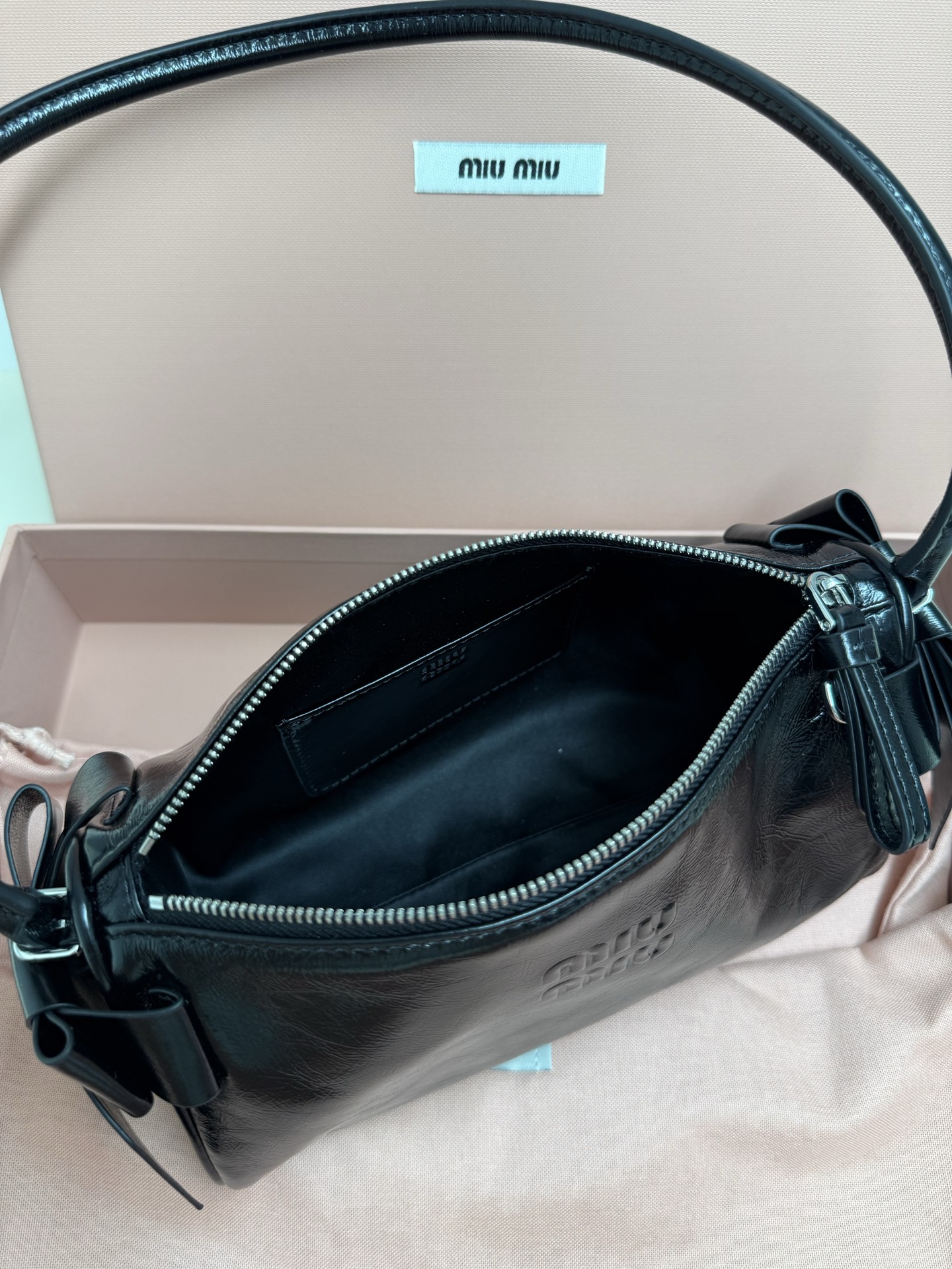 Miu Miu - Bow Leather Pouch - Image 6