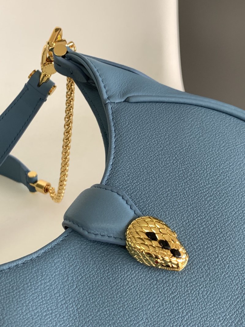 Bvlgari - Serpenti Ellipse - Small Serpenti Ellipse Crossbody Bag - Image 4